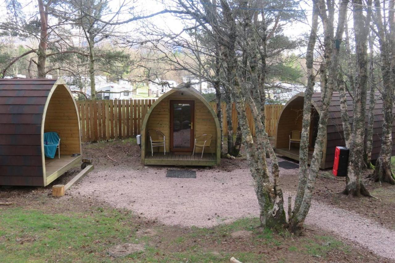 Pine Marten Bar Glenmore Pods Aviemore Exterior foto